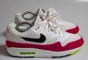 Nike Air Max 1"Pink Rush Volt"