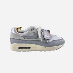 Nike Air Max 1 "Pure Platinum" (wmns maatvoering)